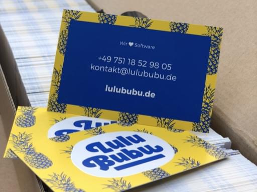 Die Lulububu-Visitenkarte ausgepackt